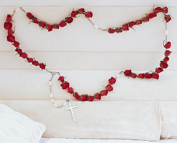 Rosary of Red Roses</div
